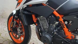 KTM 890 Duke R (2021) usata