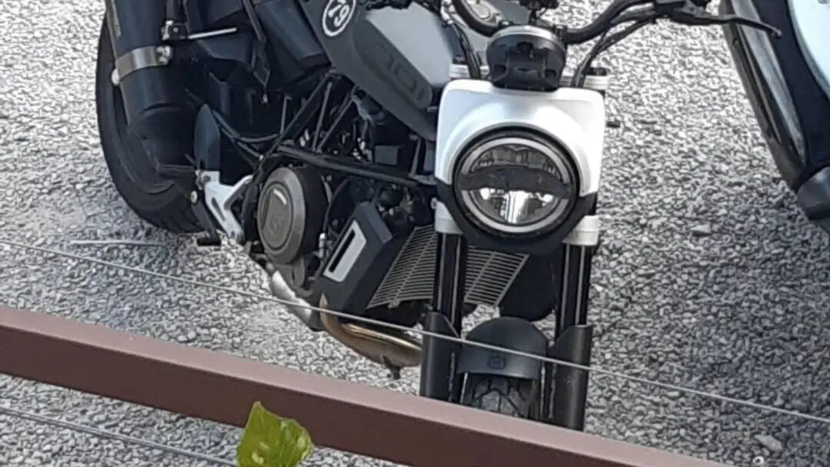 Husqvarna Svartpilen 701 (2020) 