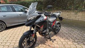 Ducati Multistrada V4 S Grand Tour (2024) 