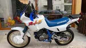 Honda NX 650 Dominator (1991 - 95) 