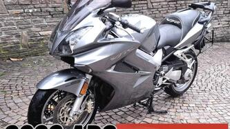 Honda VFR 800 ABS (2002 - 06) usata