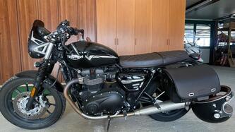 Triumph Street Twin 900 (2021 - 22) usata