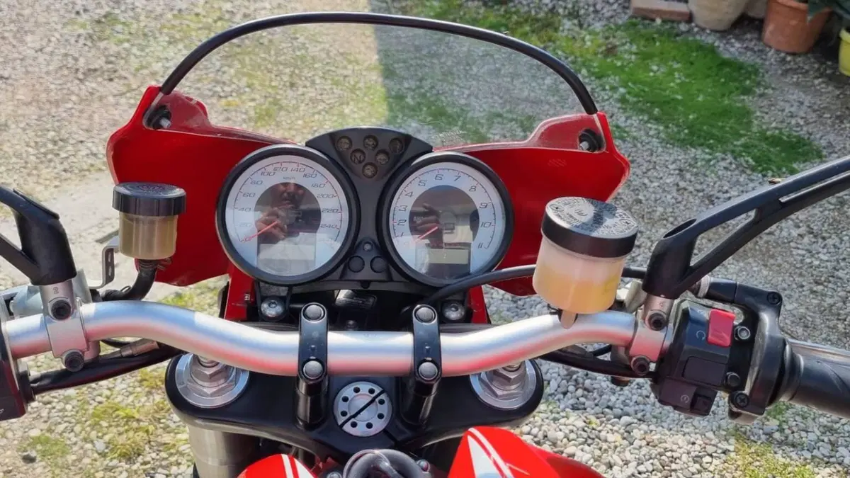 Ducati Monster S4R Testastretta  (8)