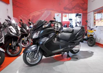 Suzuki Burgman AN 650 Executive ABS (2006 - 12) - Annuncio 9662800