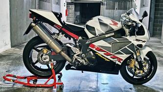 Honda VTR 1000 SP-2 (2002 - 06) usata