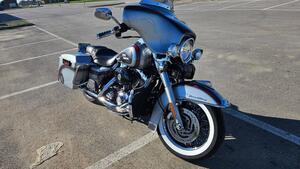 Harley-Davidson 1450 Road King Classic (2003 - 05) - FLHRCI 