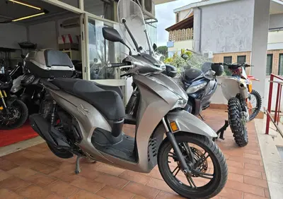 Honda SH 350 (2021 - 24) - Annuncio 9663903