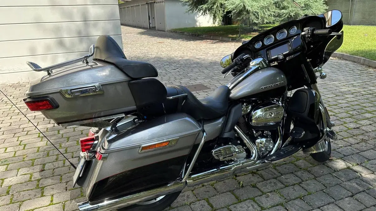 Harley-Davidson 107 Electra Glide Ultra Limited (2017 - 18) - FLHTK  (3)