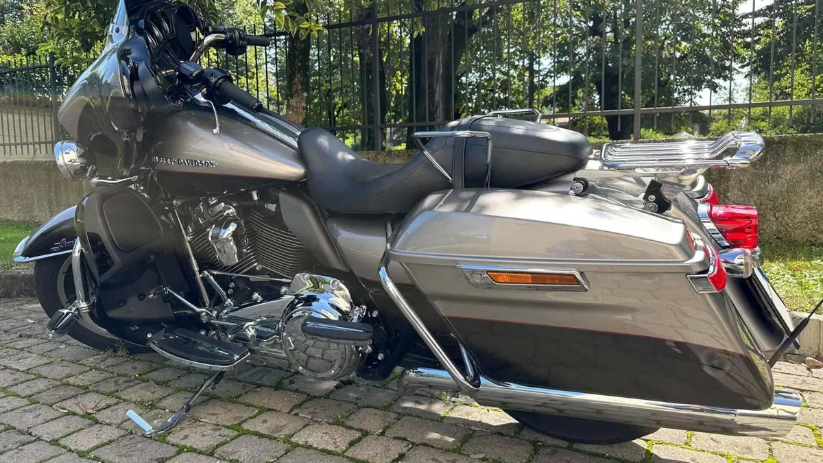 Harley-Davidson 107 Electra Glide Ultra Limited (2017 - 18) - FLHTK  (6)