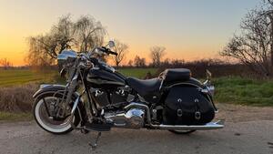 Harley-Davidson 1450 Heritage Springer (2000 - 03) - FLSTS 