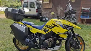 Suzuki V-Strom 1050XT (2020 - 23)  (3)