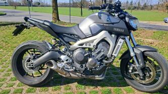 Yamaha MT-09 (2013 - 15) usata