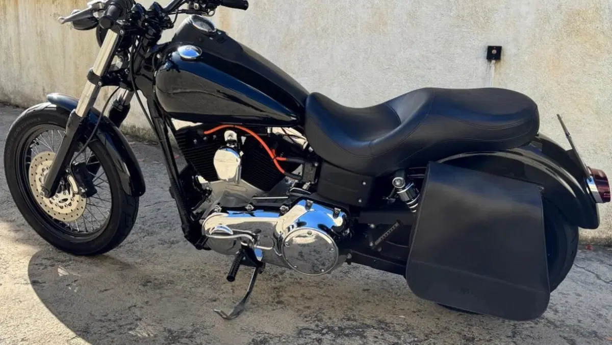 Harley-Davidson 1584 Street Bob (2008 - 15) - FXDB 