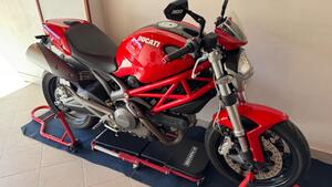 Ducati Monster 696 Plus (2007 - 14) 