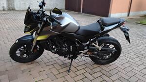 Honda CB 750 Hornet (2023 - 24) 