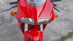 Ducati 748 S (1999 - 01) 