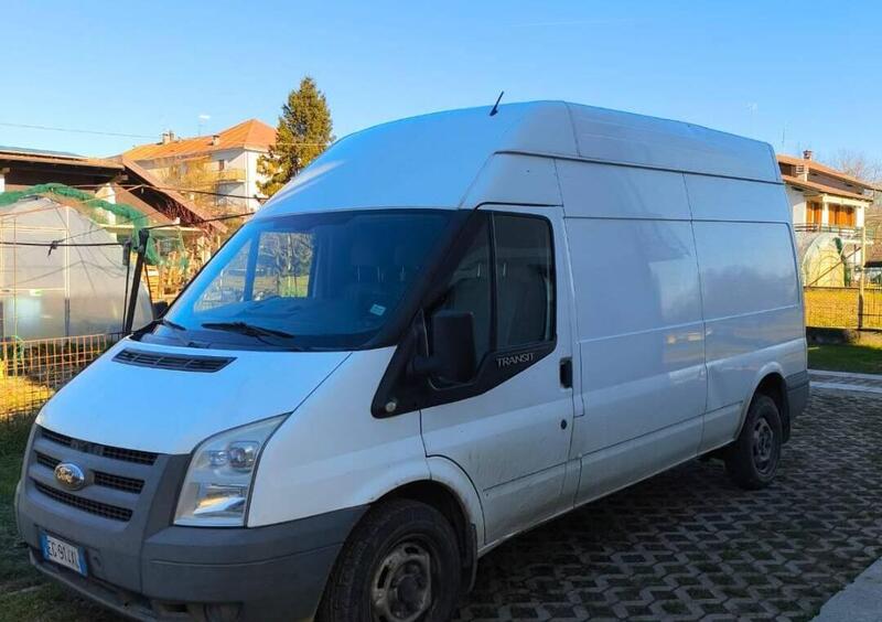 Ford Transit Van Furgone 350L 2.2 TDCi/140 PL-TM-DC Furgone