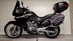 Honda Transalp XL 650V (2000 - 04) 