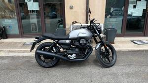 Moto Guzzi V7 III Stone (2017 - 20) 