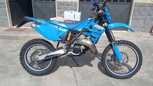 Tm Moto EN 125 (2006) 