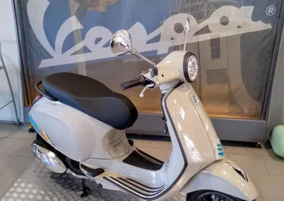 Vespa Primavera 125 S (2023 - 25) - Annuncio 9670443