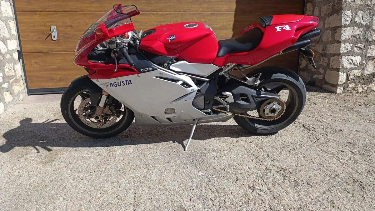 MV Agusta F4 750 S 1+1 (2000 - 02)  (4)