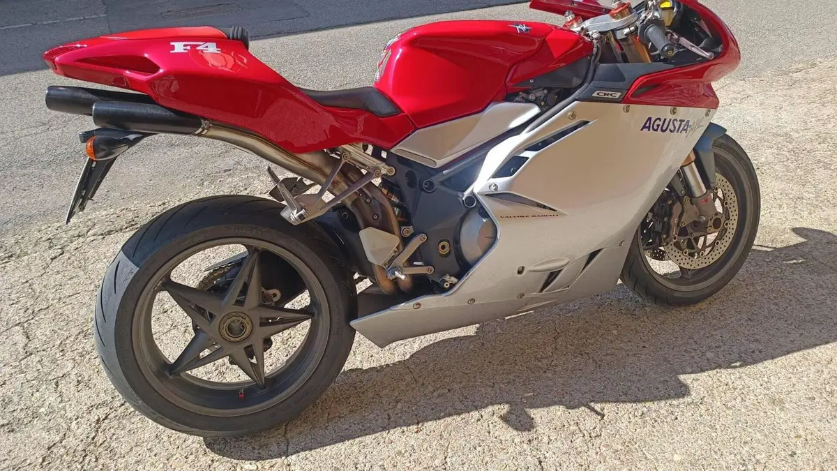 MV Agusta F4 750 S 1+1 (2000 - 02)  (5)