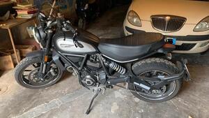 Ducati Scrambler 800 Icon Dark (2021 - 22) 