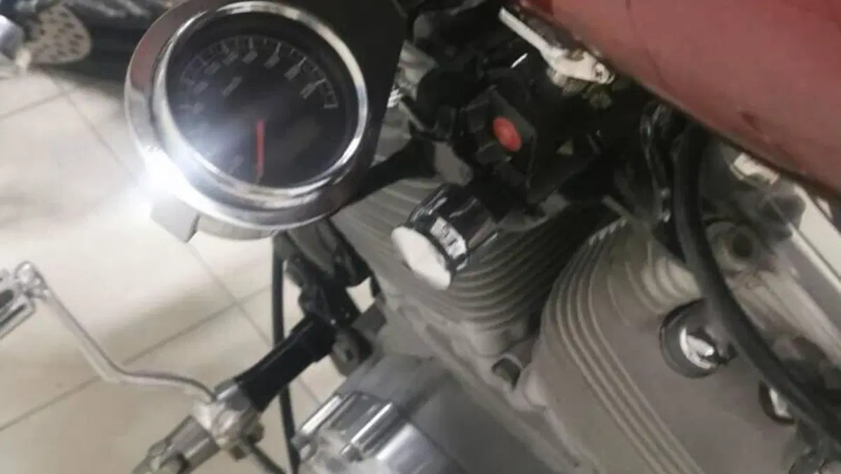 Harley-Davidson 883 Standard (1994 - 00) - XLH  (9)