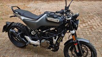 Husqvarna Svartpilen 125 (2021 - 23) usata