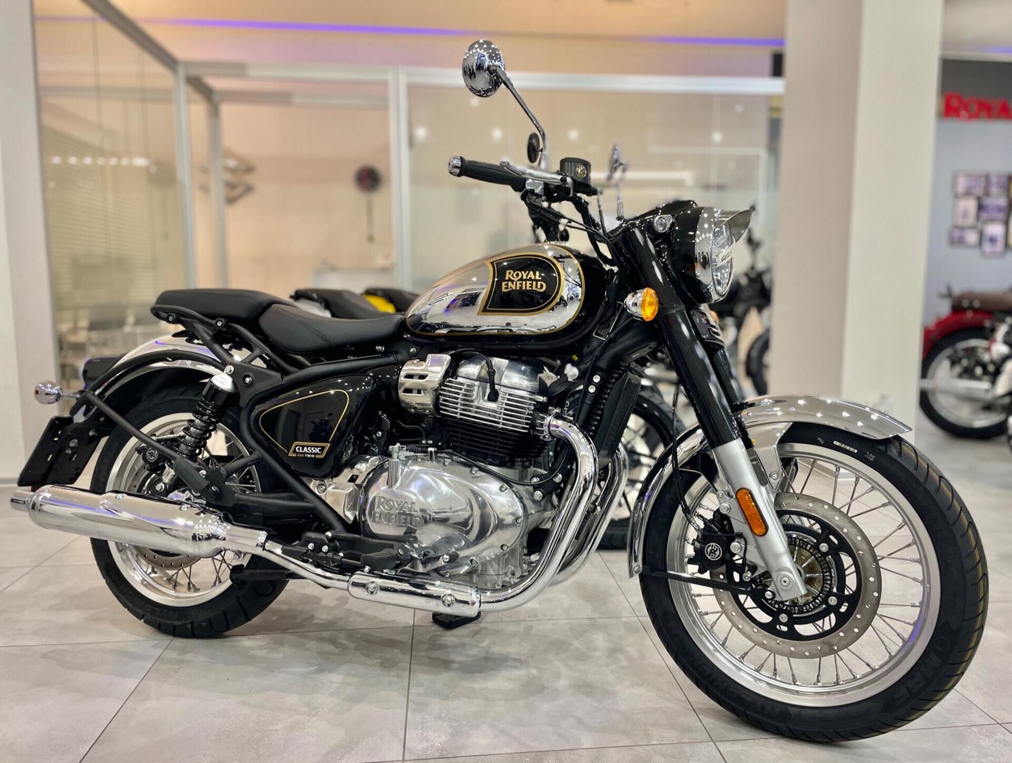 Royal Enfield Classic 650 (2025 - 26) Nuova
