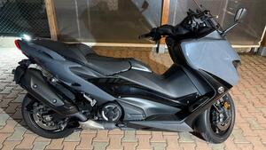 Yamaha T-Max 560 Tech Max (2021) 