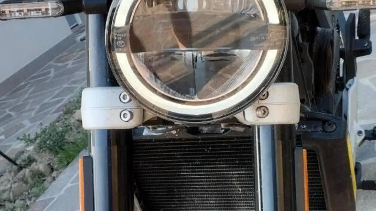Husqvarna Svartpilen 401 (2021 - 23) 