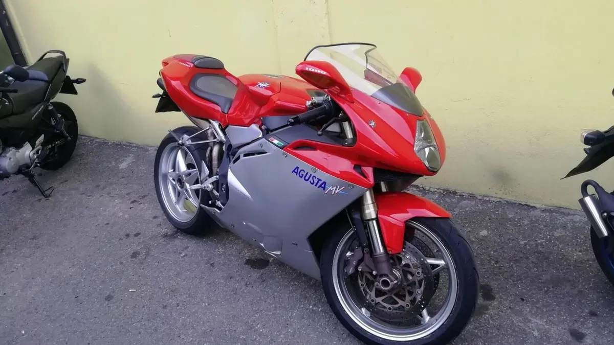 MV Agusta F4 1000 S (2004 - 05)  (6)