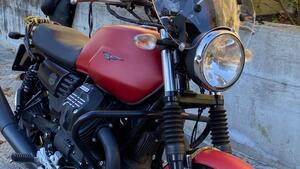 Moto Guzzi V7 III Stone (2017 - 20) 