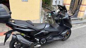 Yamaha T-Max 560 Tech Max (2022 - 24) usata