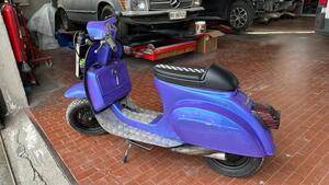 Piaggio Vespa 50 Special 