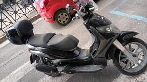 Piaggio Beverly 250 