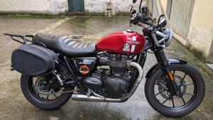 Triumph Street Twin 900 (2016) 