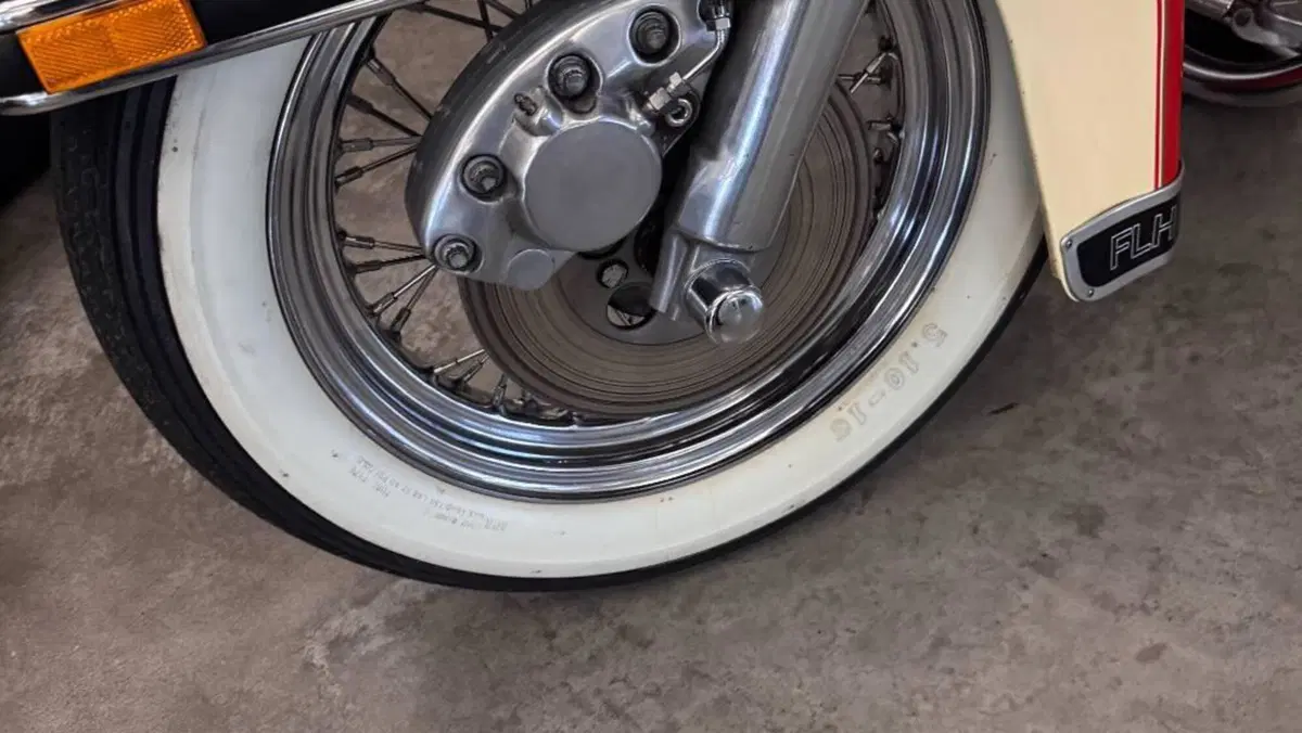 Harley-Davidson   (3)