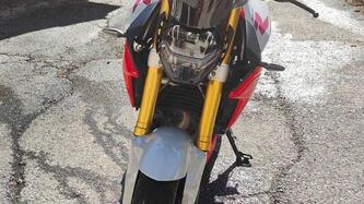 Bmw F 900 R (2021 - 24) usata