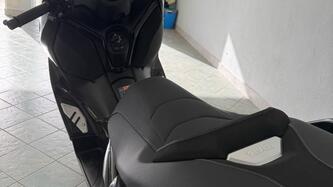 Yamaha X-Max 300 Tech Max (2021 - 24) usata