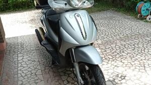 Piaggio Beverly 500 