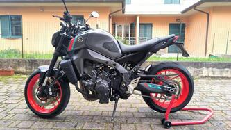 Yamaha MT-09 (2021 - 23) usata
