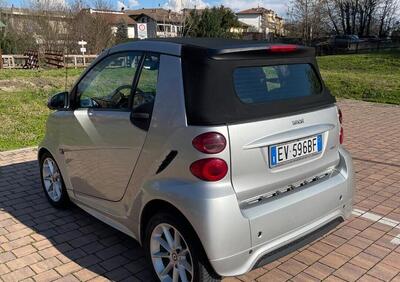 smart Fortwo Cabrio 1000 52 kW MHD cabrio passion  usata