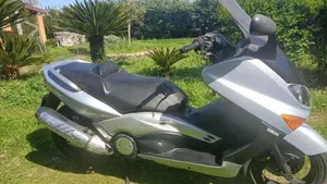 Yamaha T-Max 500 (2001 - 03)  (5)