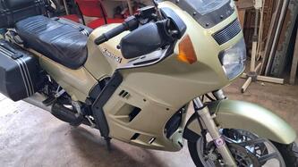 Kawasaki GTR 1000 usata
