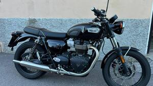 Triumph Bonneville T100 (2021 - 25) 