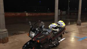 Kawasaki GPX 750 R 