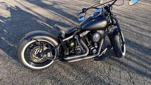 Harley-Davidson 1584 Cross Bones (2008 - 11) - FLSTSB 